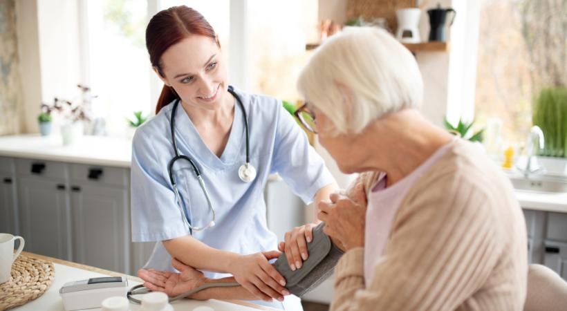 Terapias Medicamentosas Aplicadas a Gerontologia