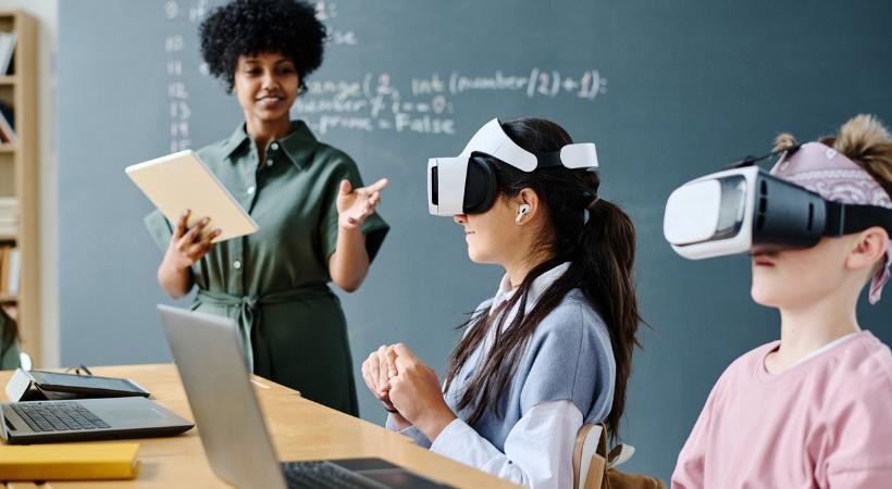 Tecnologias e Modelos Educacionais